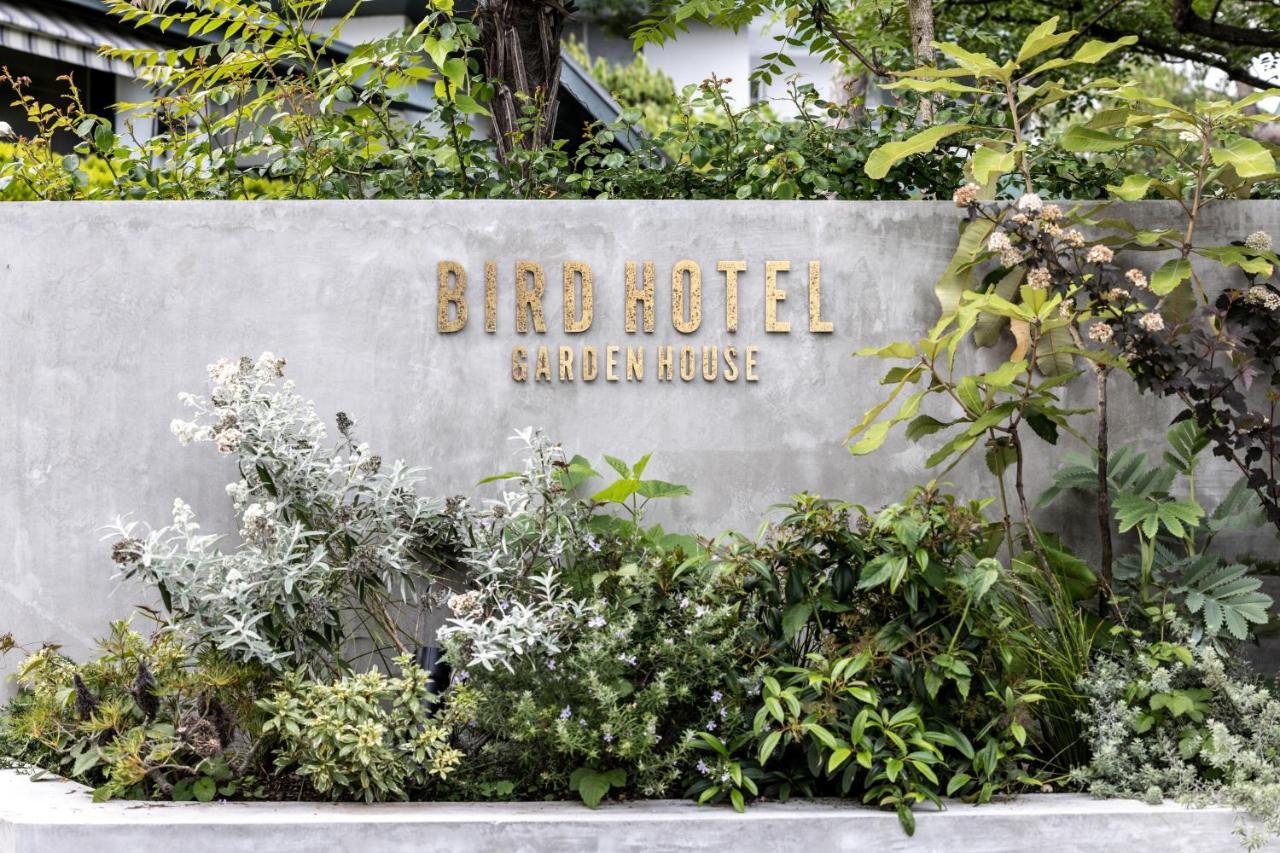 Bird Hotel Kamakura Bagian luar foto